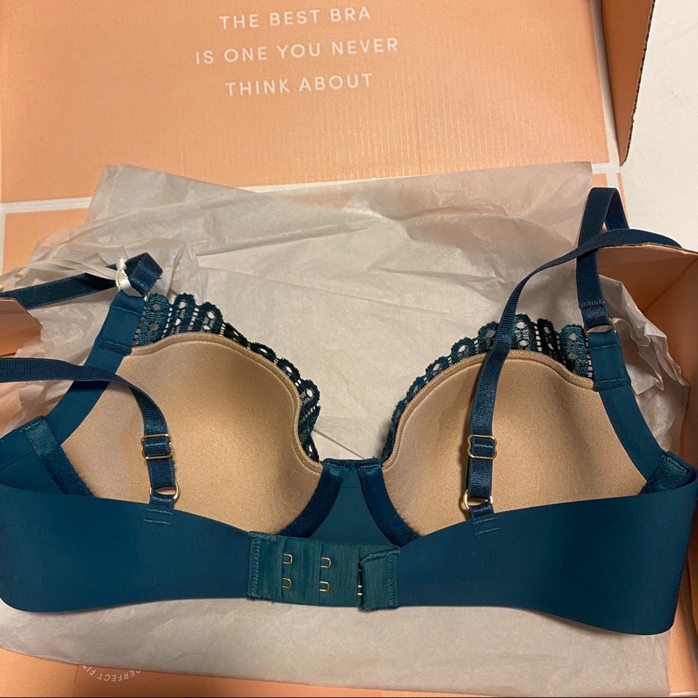 SOLD ThirdLove Lace Eyelet Balconette Bra in Jade - Picture 3 of 5